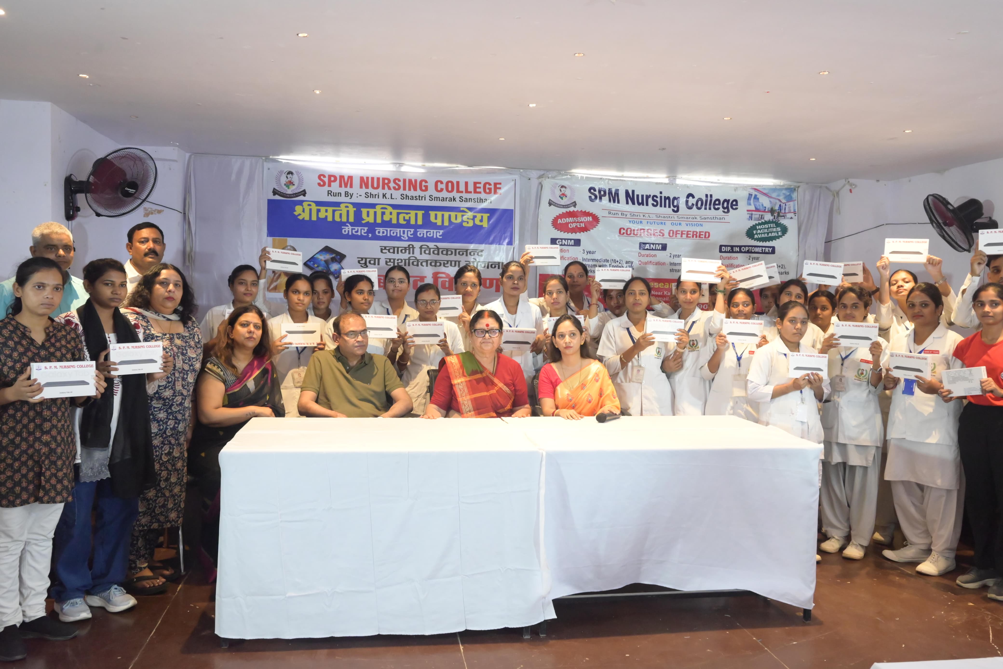 Digital Device Distribution for Nursing Students@